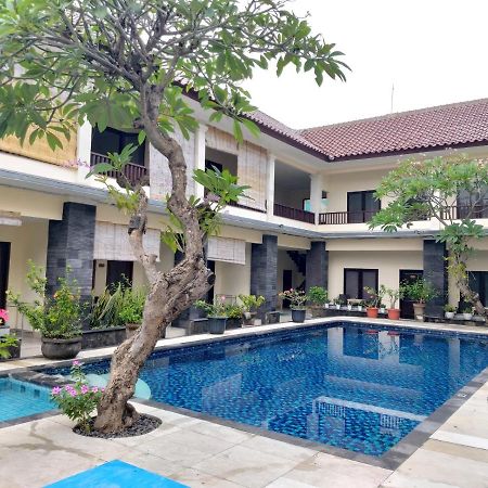 Radha Bali Hotel Kuta Lombok Exteriör bild