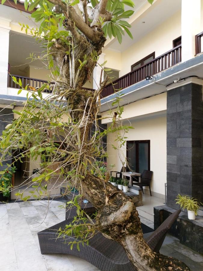 Radha Bali Hotel Kuta Lombok Exteriör bild