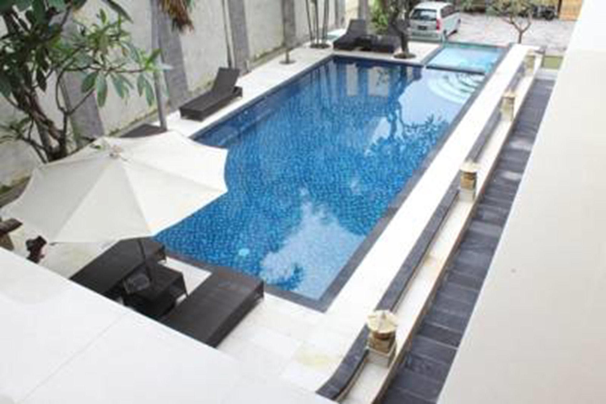 Radha Bali Hotel Kuta Lombok Exteriör bild